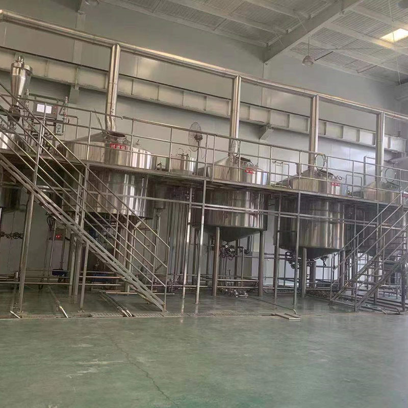 昌宁精酿啤酒设备厂—平面布置、设备设计、制造、调试、培训等一条龙服务_COPY